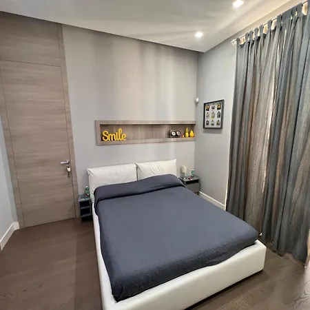 Raroom Luxury R-aparthotel *