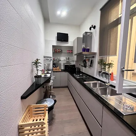 Raroom Luxury R-aparthotel *
